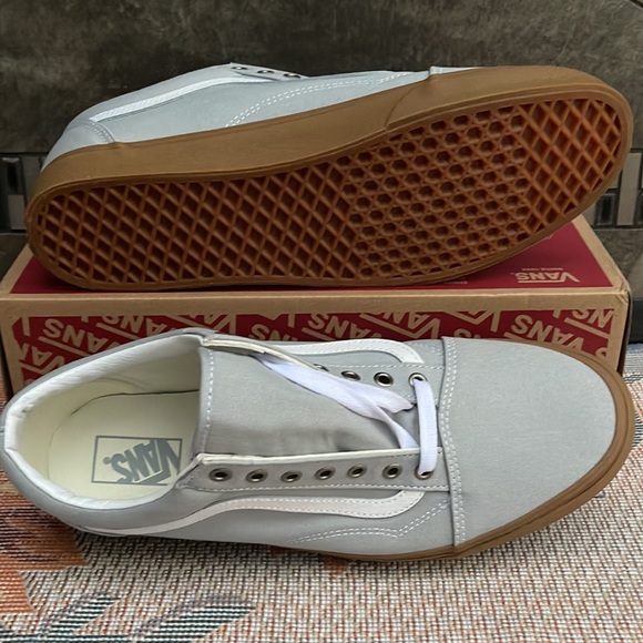 Vans WMNS Old Skool
(Gum) High Rise/True Wht
VN0A3WKT3ZC Sneakers - Picture 5 of 16